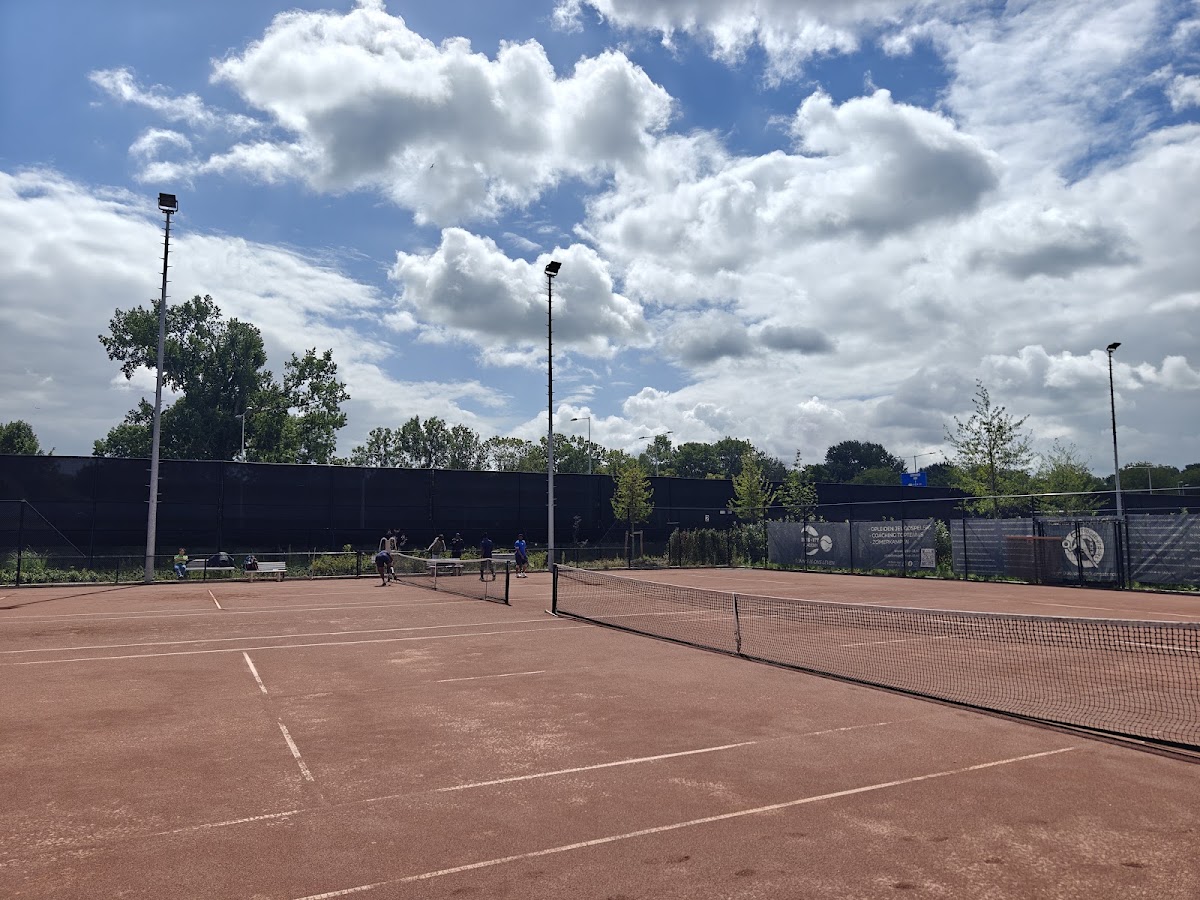 Tennis & Padel Club Gaasperpark 2
