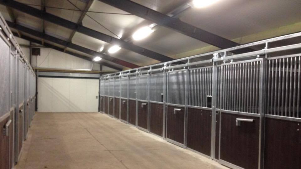 Equestrian Centre Tilburg / Stal Bien-Venue B.V. 2