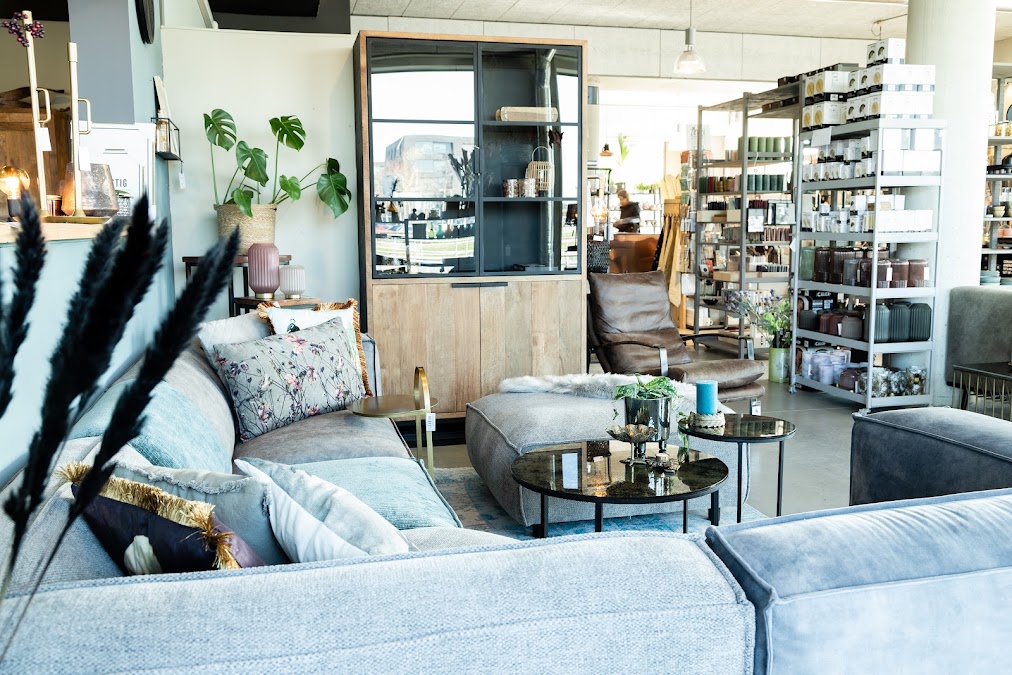 Loft 8 Home Interior 2