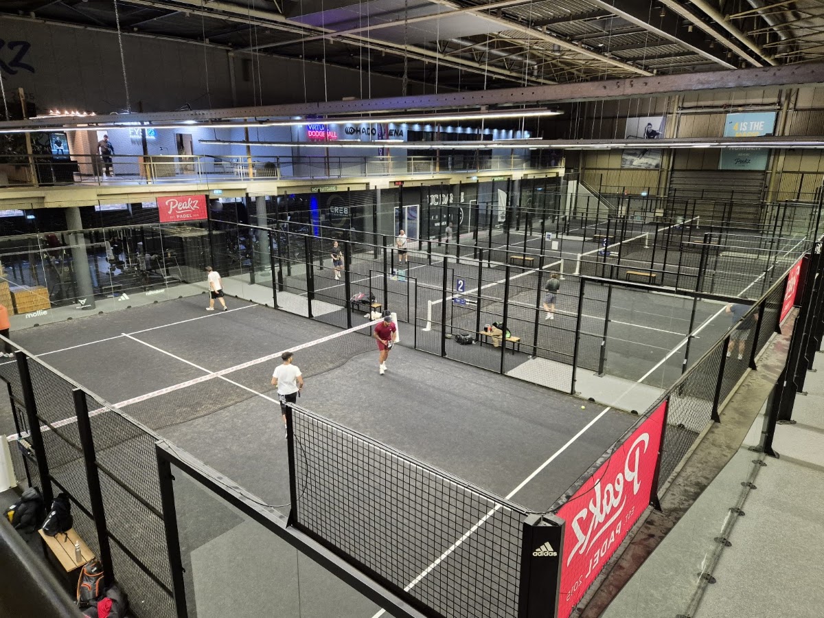 Peakz Padel Eindhoven Beursgebouw | Padelclub 2