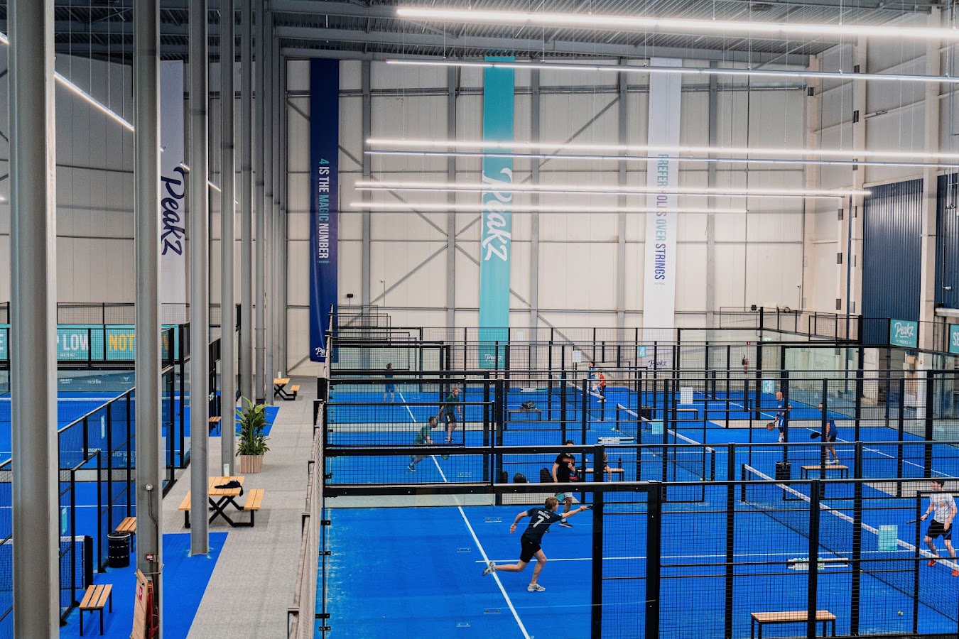 Peakz Padel Groningen Atoomweg | Padelclub 2