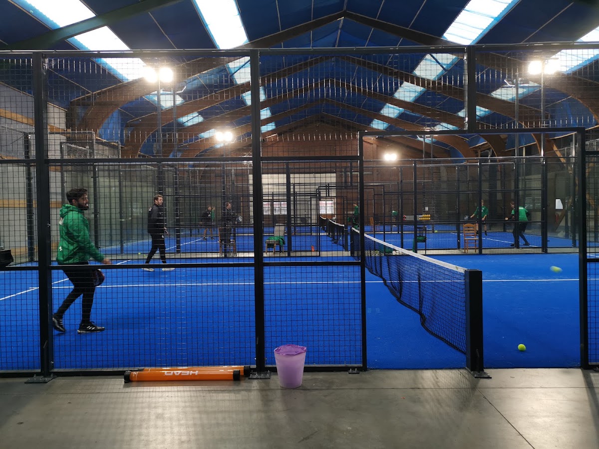 Indoor Sports Centre Groningen | Padel, Soccer & Padbol 2